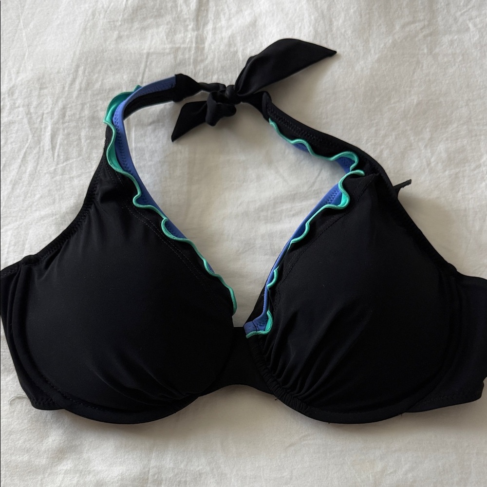 Gottex 36D halter Bikini top Black with ruffles Women's Swim Top
